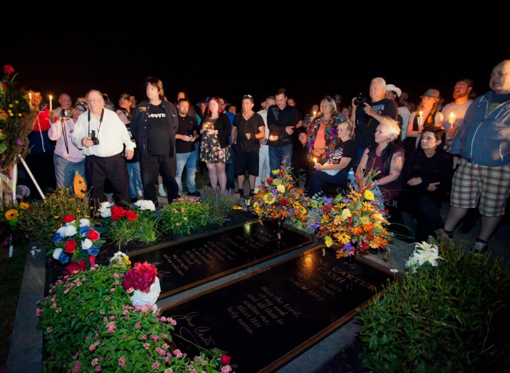 JohnnyCashMemorial-14 resize