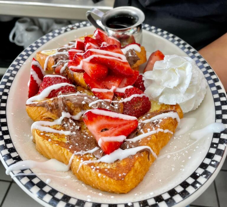 Breakfast of pancakes at Music City Diner